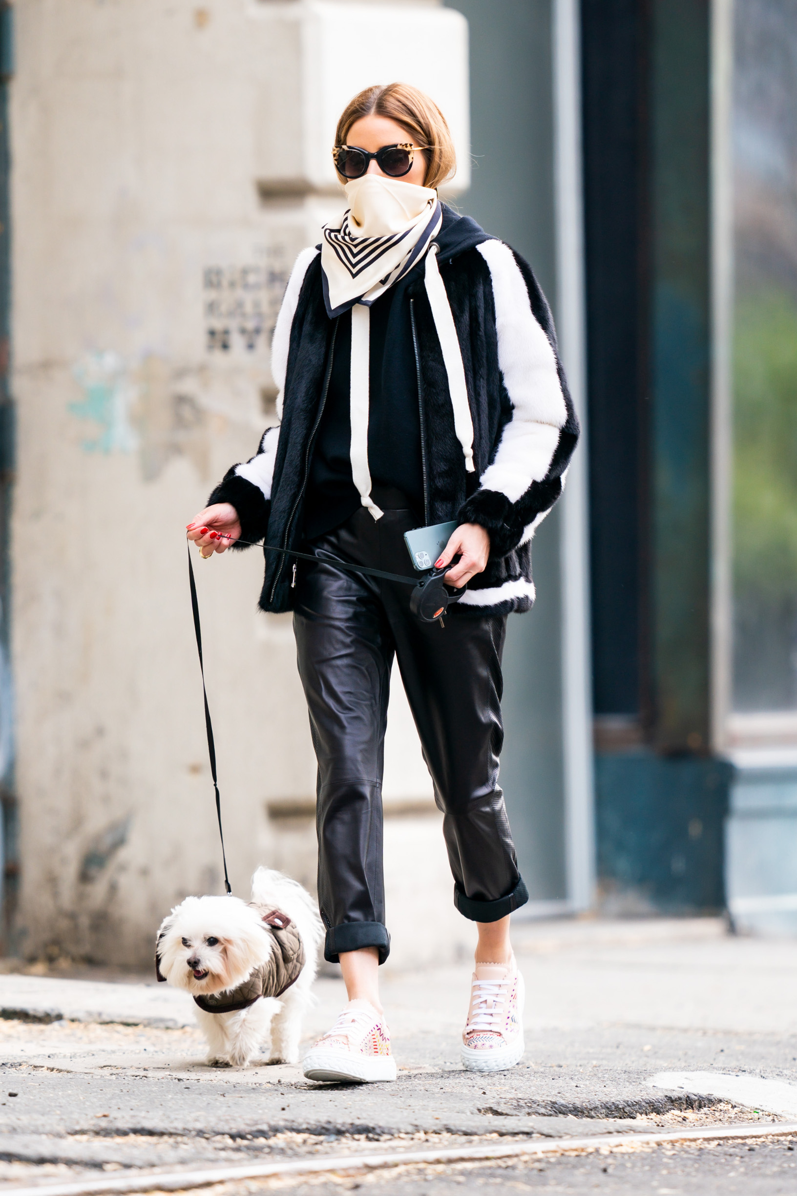 04/28/2020 EXCLUSIVE: Olivia Palermo steps out for a dog walk in New York City. The 34 year old socialite wore a scarf over her mouth, black & white teddy coat, black trousers, and pink trainers., Image: 515744890, License: Rights-managed, Restrictions: Exclusive NO usage without agreed price and terms. Please contact sales@theimagedirect.com, Model Release: no, Credit line: TheImageDirect.com / The Image Direct / Profimedia